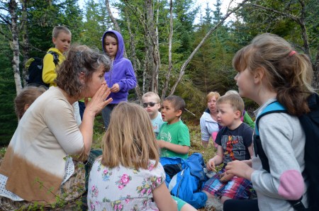 Kunstsprang for små barn- Trær-verdens lunger